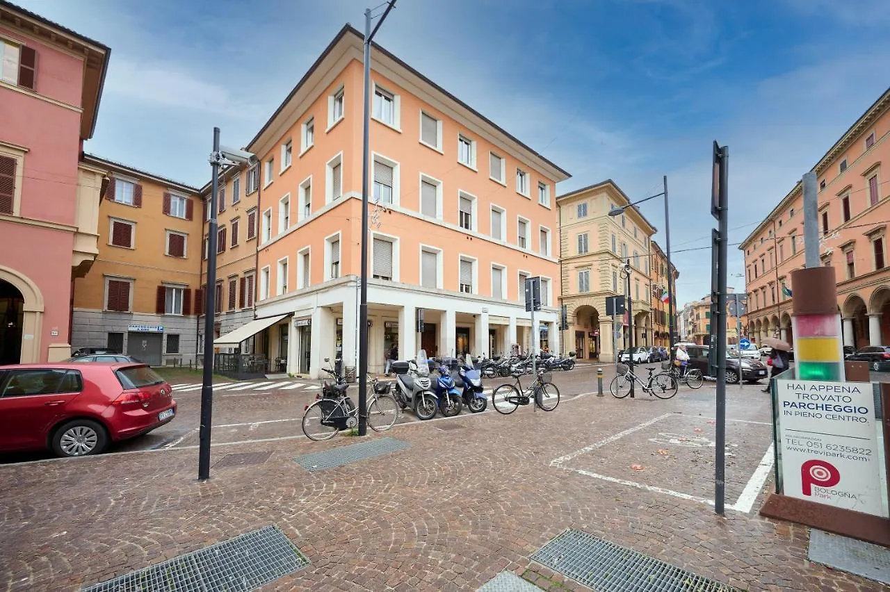 D'Azeglio 62 Luxury Rooms Bologna 0*,  Italy
