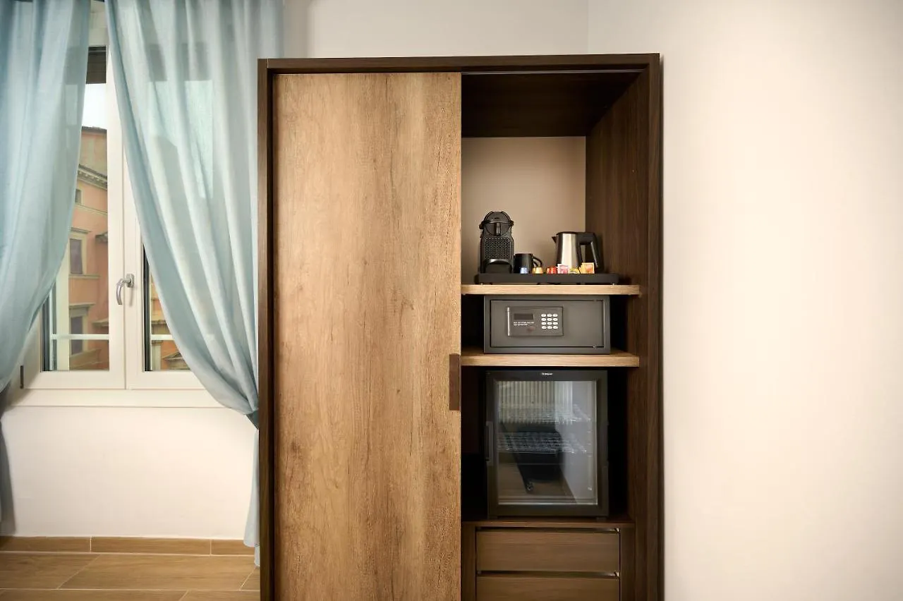 D'Azeglio 62 Luxury Rooms Bologna 0*,