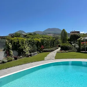  Bed and breakfast Maison Di Fiore Italia